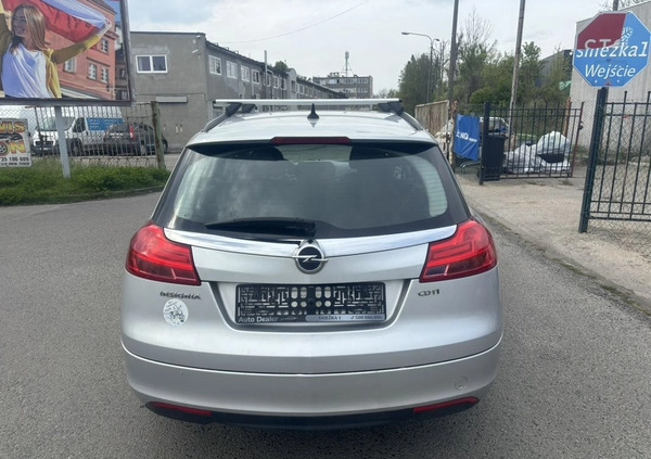 Opel Insignia cena 22999 przebieg: 240000, rok produkcji 2011 z Kowalewo Pomorskie małe 326